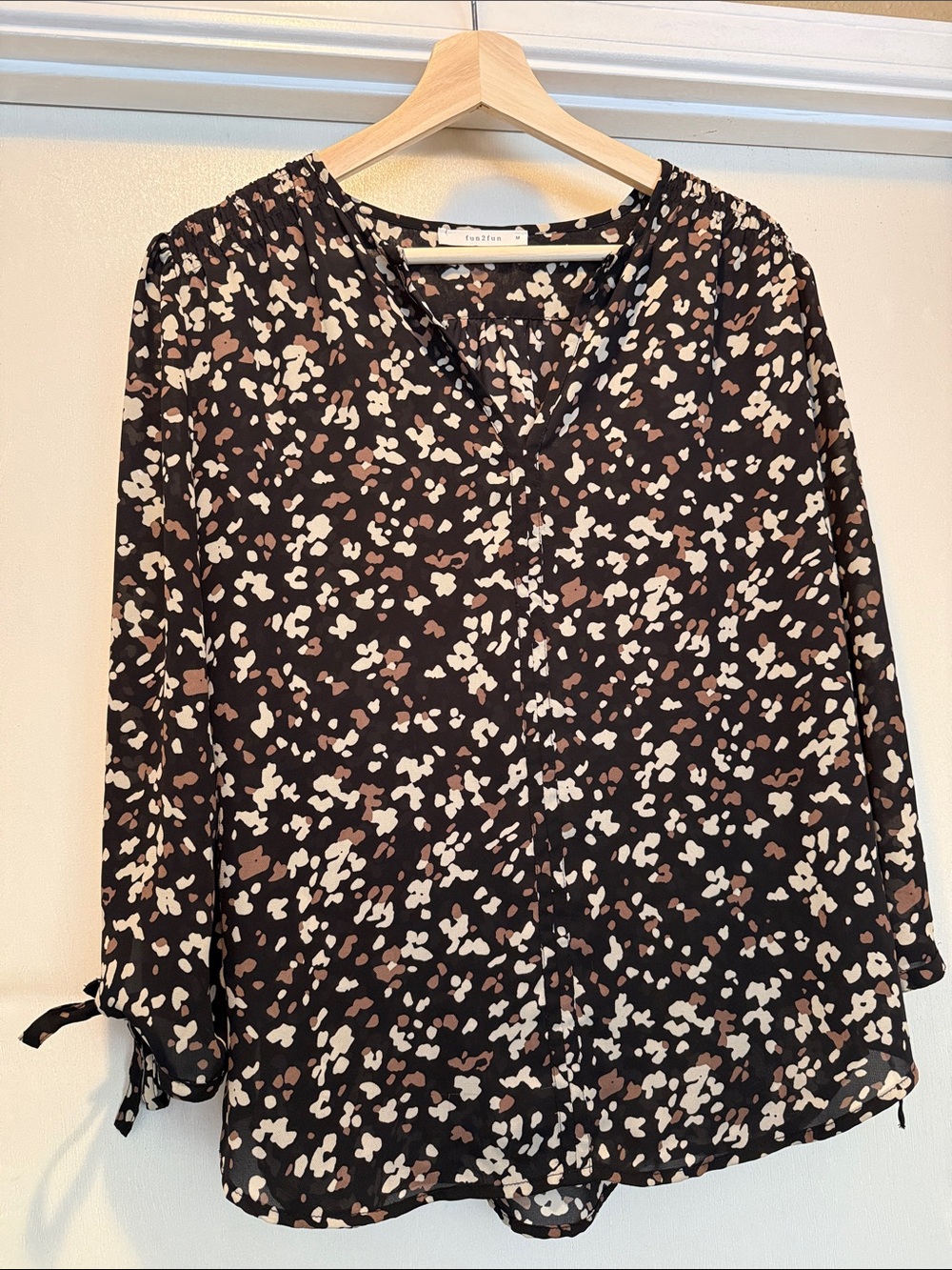 fun 2 fun Black Floral-Print V-Neck Tie-Sleeve Blouse